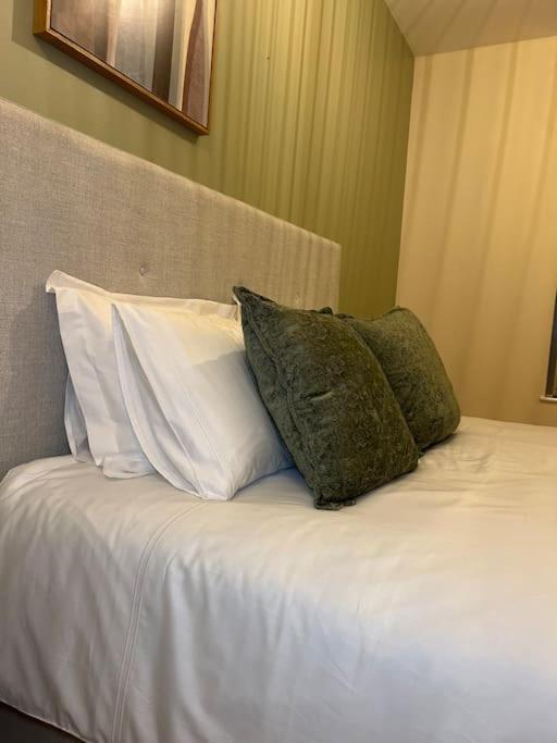 Central Birmingham City Apartment -Smart Tv - Free Parking Onsite 外观 照片